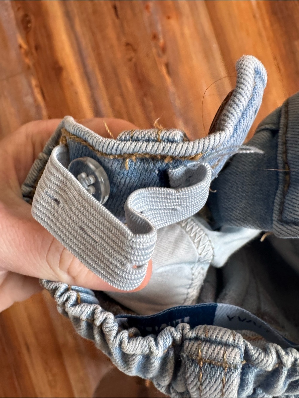 12-18 M, Old Navy, Kids Light Blue Denim Jeans. Unisex - Picture 3 of 8